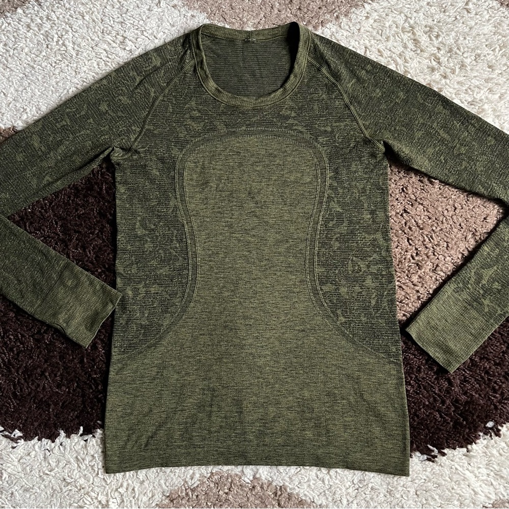 RARE Lululemon Swiftly Tech Long Sleeve Crew Sz 8 In Black / Brave Olive - Picture 6 of 9